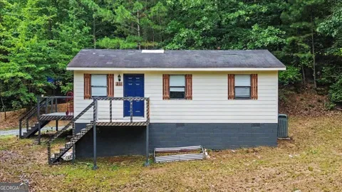 211 John White RD NW