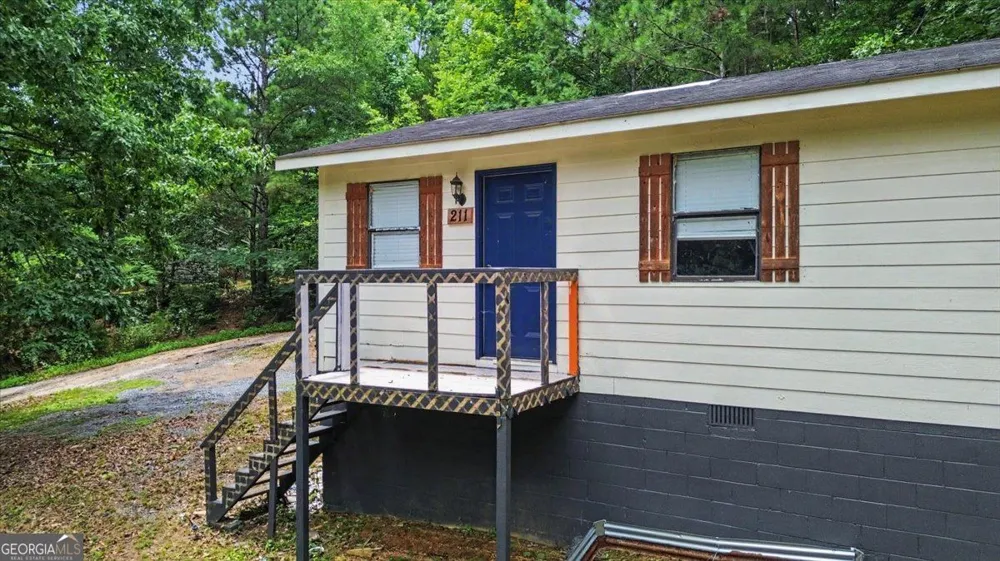 211 John White RD NW Resaca, GA 30735