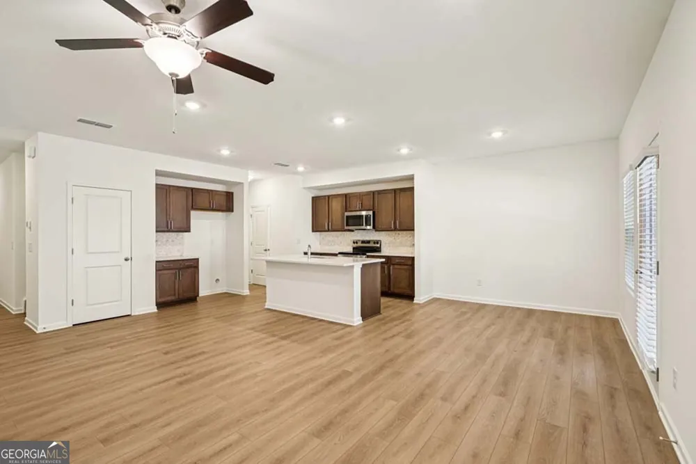 320 Dearborn DR Cartersville, GA 30120