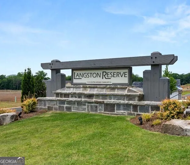 320 Dearborn DR Cartersville, GA 30120