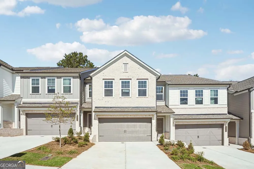 320 Dearborn DR Cartersville, GA 30120