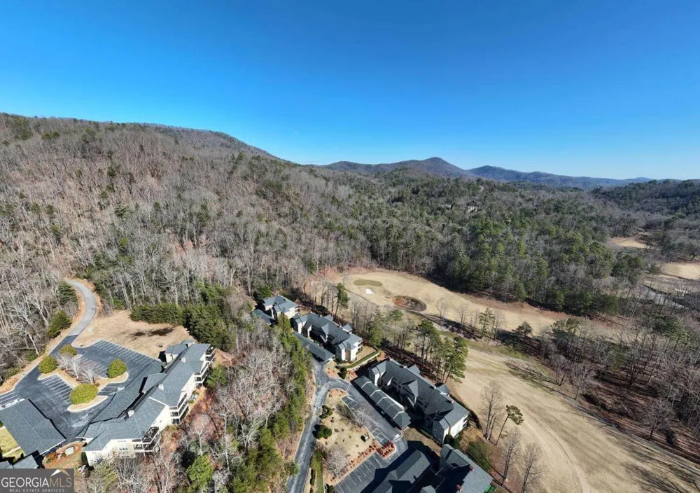 112 Gleneagle CT Clayton, GA 30525