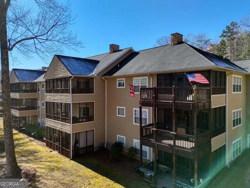 112 Gleneagle CT Clayton, GA 30525