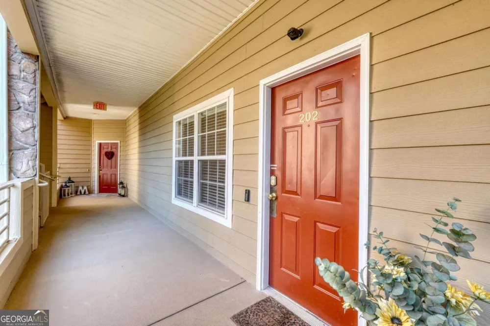 112 Gleneagle CT Clayton, GA 30525