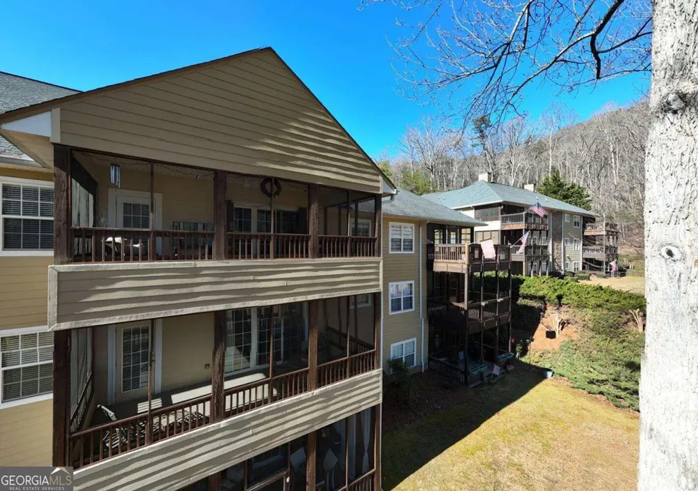 112 Gleneagle CT Clayton, GA 30525