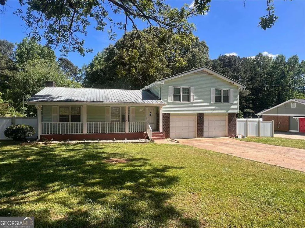 2768 Majestic CIR Dacula, GA 30019