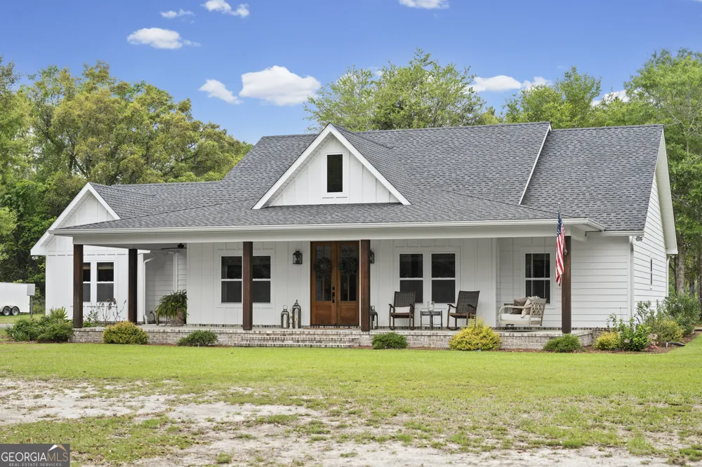 5113 Allen Walker RD Blackshear, GA 31516