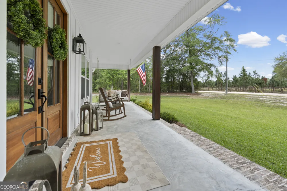 5113 Allen Walker RD Blackshear, GA 31516