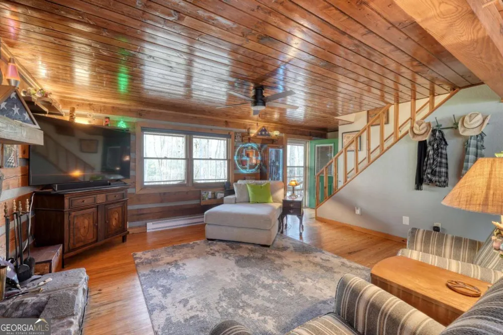 520 Farmer DR Murphy, NC 28906
