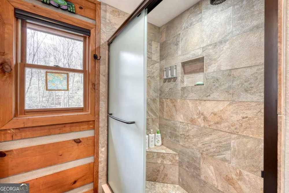 520 Farmer DR Murphy, NC 28906