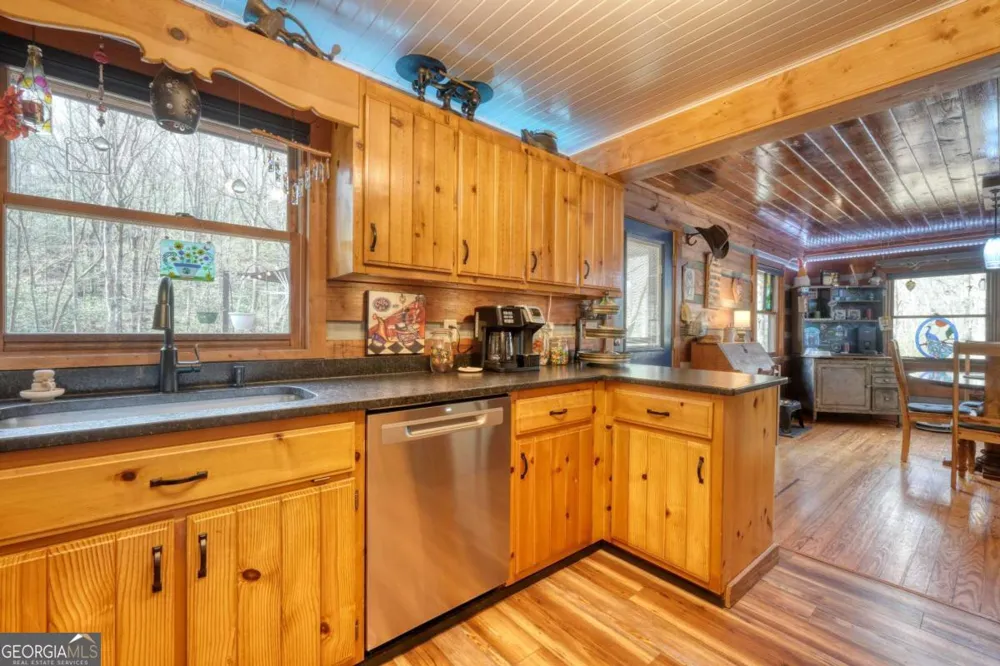 520 Farmer DR Murphy, NC 28906