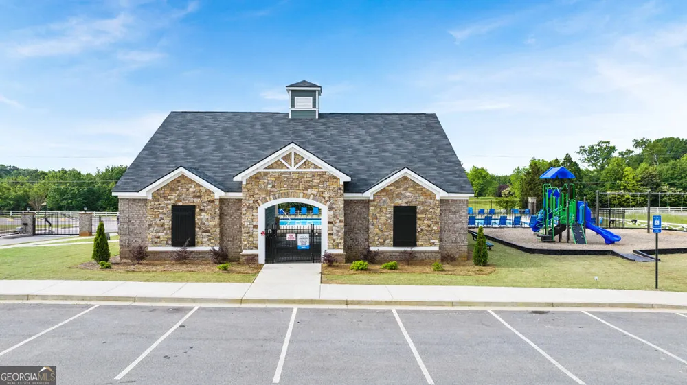 1775 Goodwin DR Hampton, GA 30228