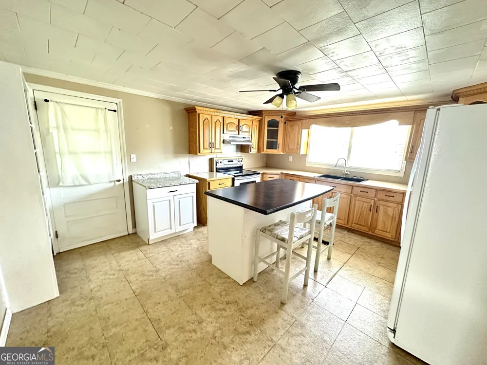 113 Morgan ST Valley, AL 36854