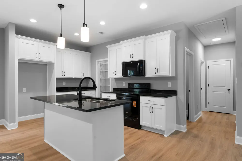160 Wyatt Way Summerville, GA 30747