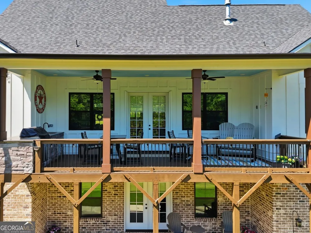 404 London RD Ball Ground, GA 30107