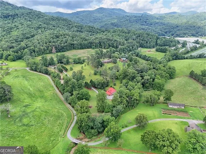 1422 Wolffork RD Rabun Gap, GA 30568