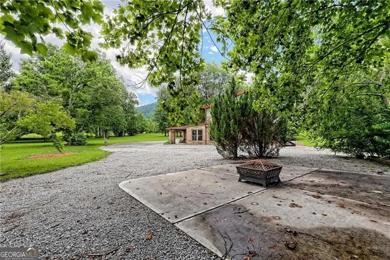 1422 Wolffork RD Rabun Gap, GA 30568