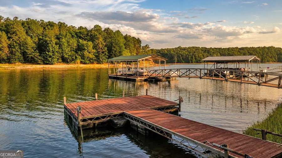 26 Chief LN Hartwell, GA 30643