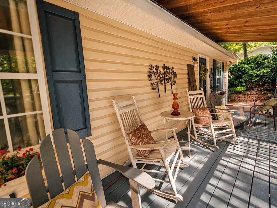 26 Chief LN Hartwell, GA 30643