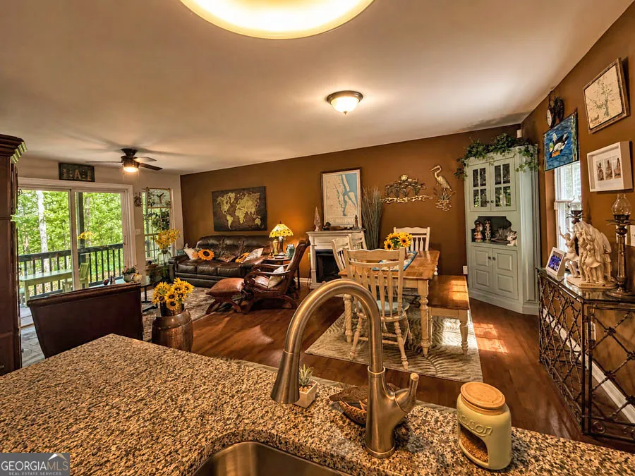 26 Chief LN Hartwell, GA 30643