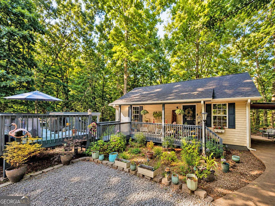 26 Chief LN Hartwell, GA 30643