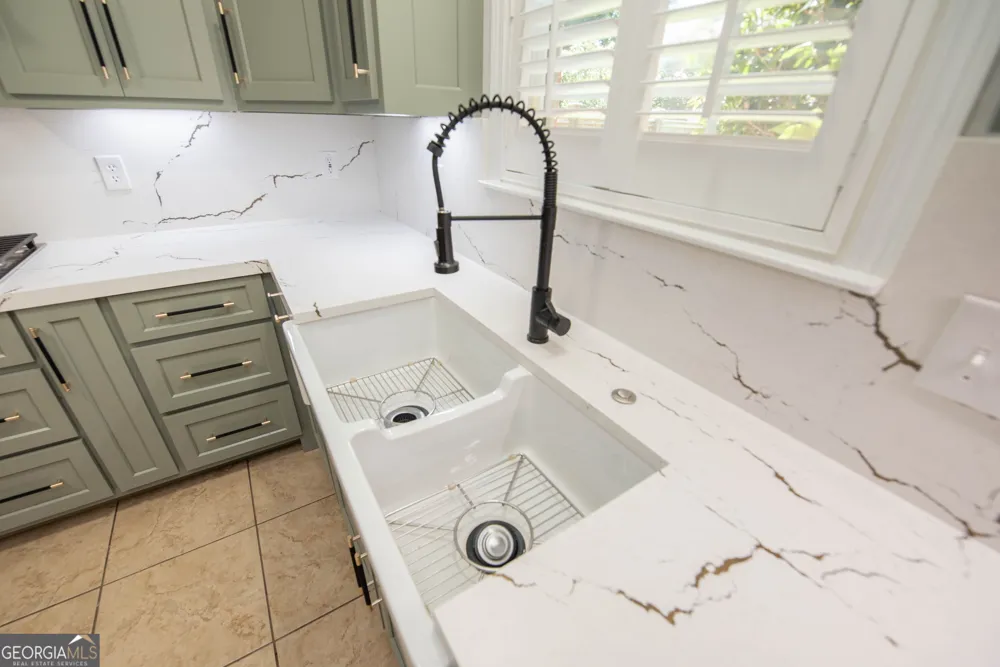 202 Northumberland WAY Warner Robins, GA 31088