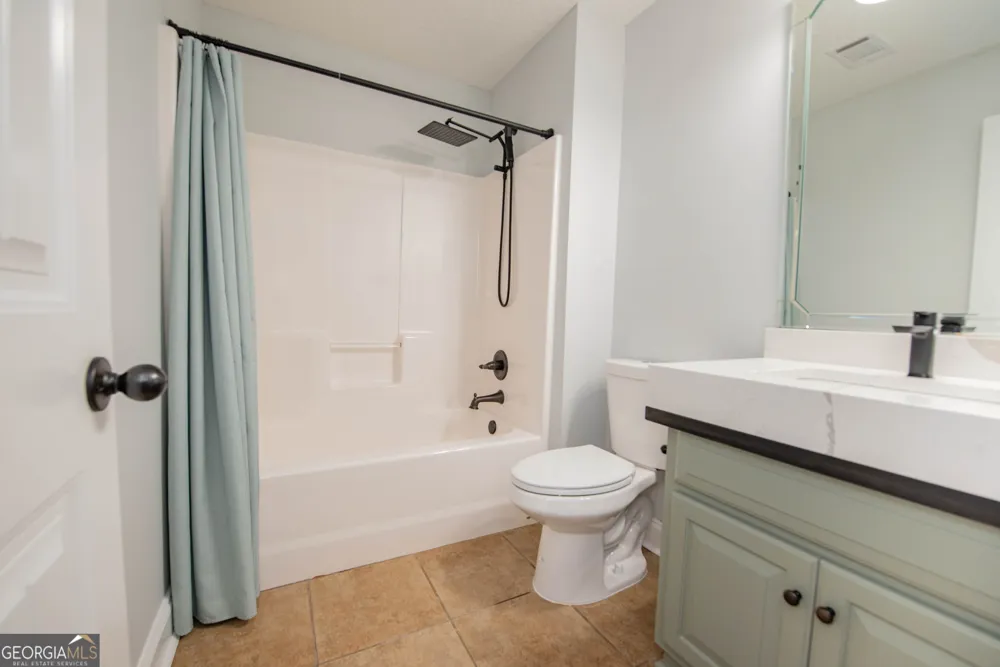 202 Northumberland WAY Warner Robins, GA 31088