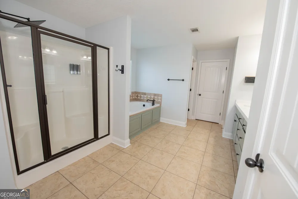 202 Northumberland WAY Warner Robins, GA 31088