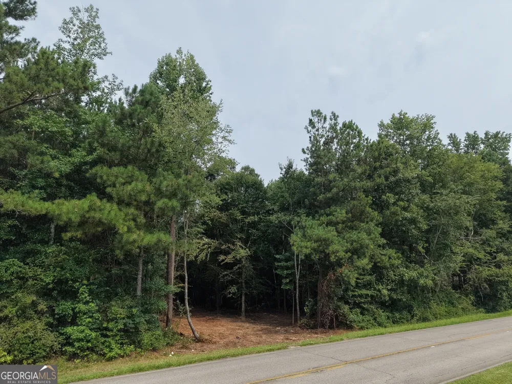 3 Norwood RD Hull, GA 30646