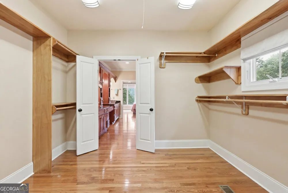 350 Drew LN Lavonia, GA 30553