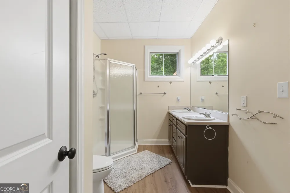 350 Drew LN Lavonia, GA 30553
