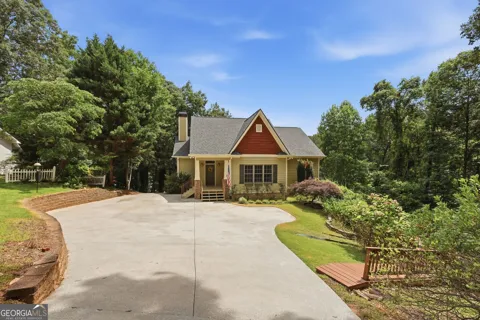 350 Drew LN