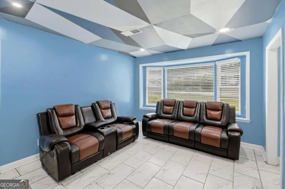 1101 Lloyd DR Forest Park, GA 30297