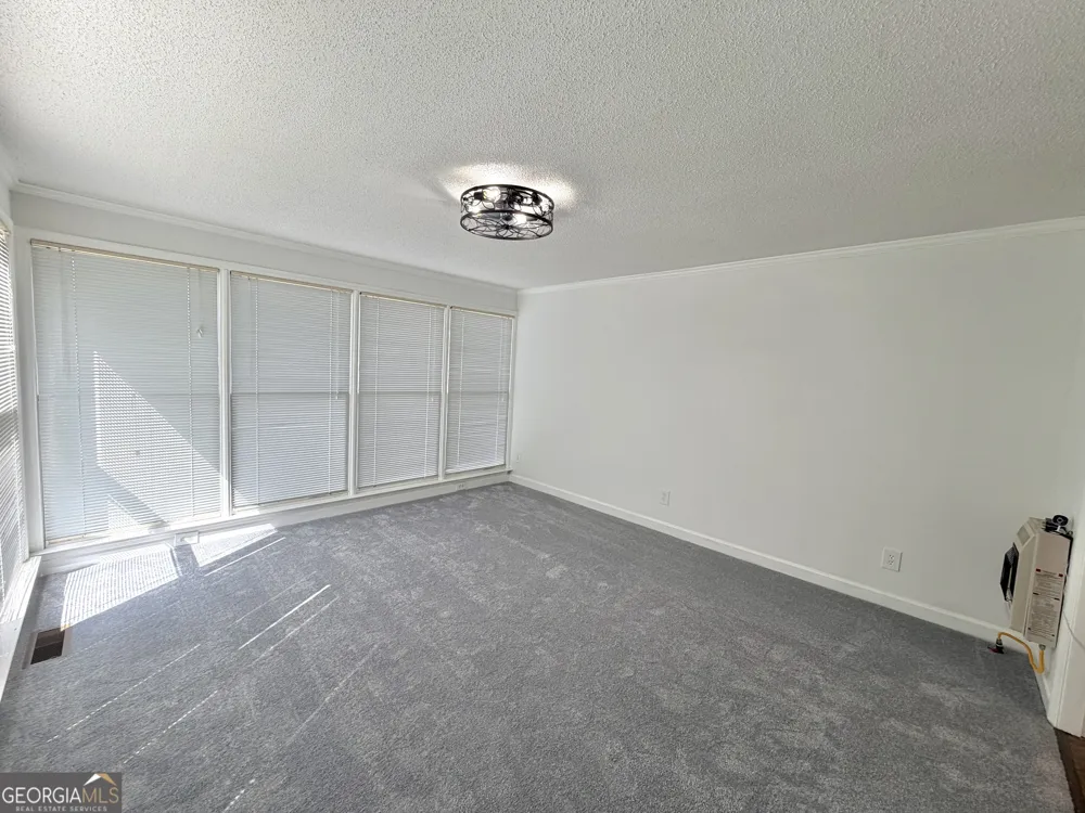 2004 32nd ST Valley, AL 36854