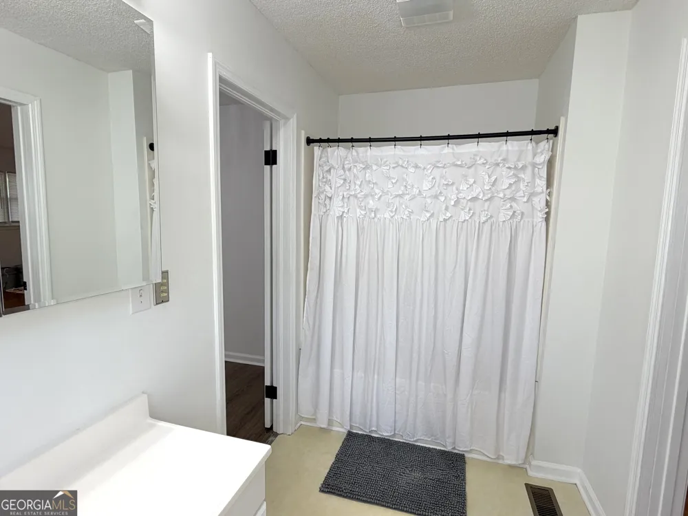 2004 32nd ST Valley, AL 36854