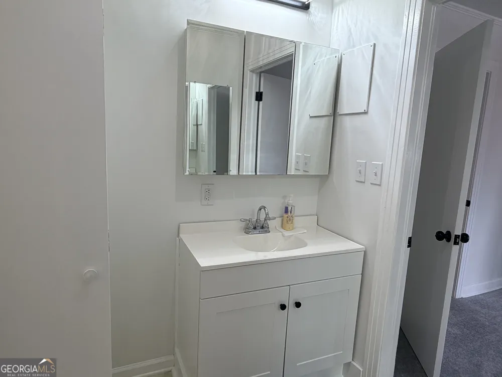 2004 32nd ST Valley, AL 36854