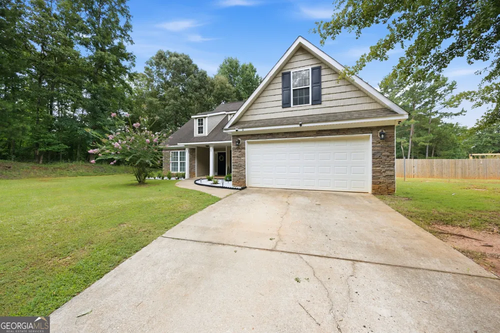 2917 Rumble RD Forsyth, GA 31029