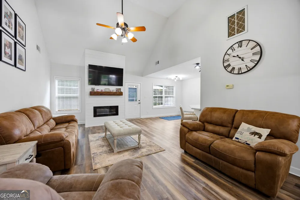 2917 Rumble RD Forsyth, GA 31029