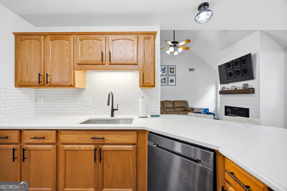 2917 Rumble RD Forsyth, GA 31029