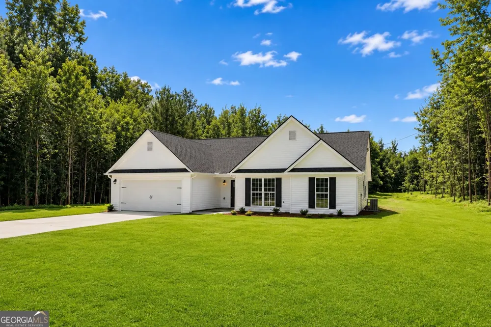 332 Elizabeth CT Colbert, GA 30628