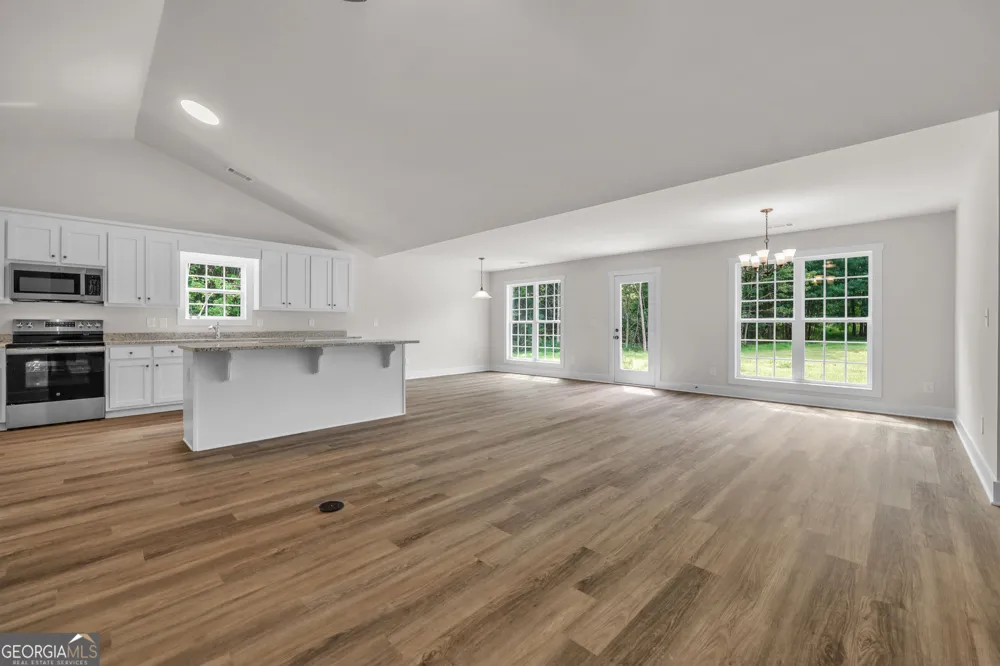 332 Elizabeth CT Colbert, GA 30628