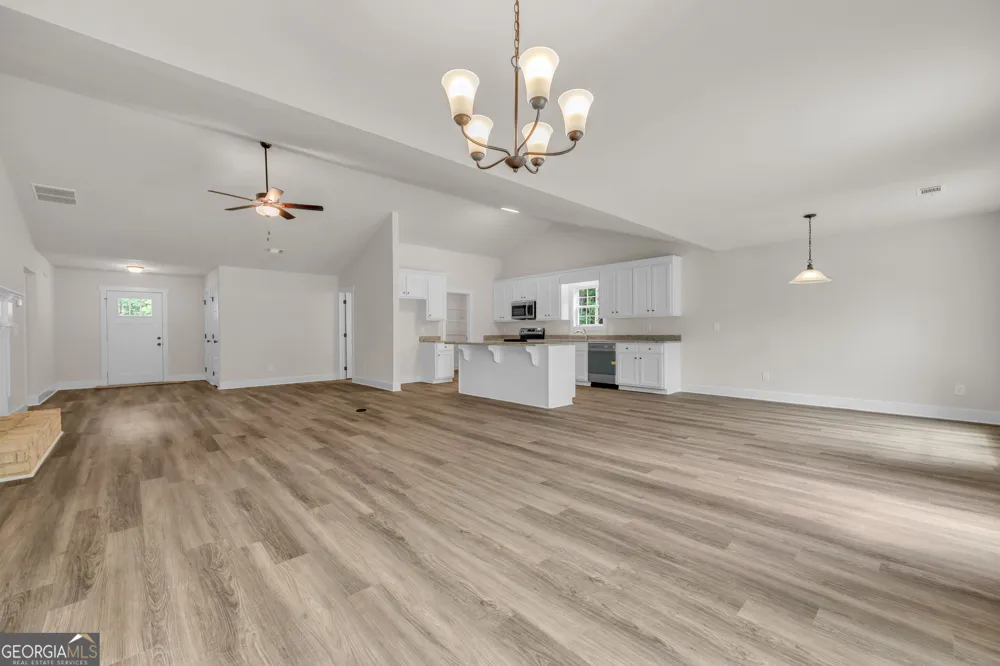 332 Elizabeth CT Colbert, GA 30628