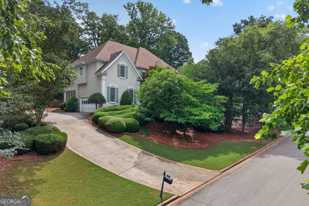 1995 Woods River LN Duluth, GA 30097