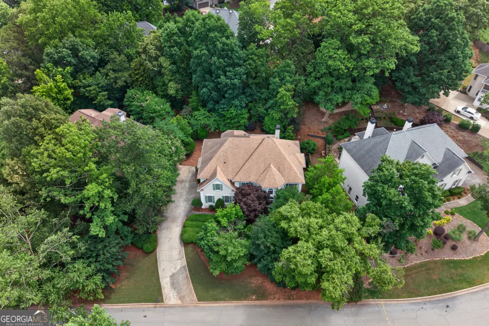1995 Woods River LN Duluth, GA 30097