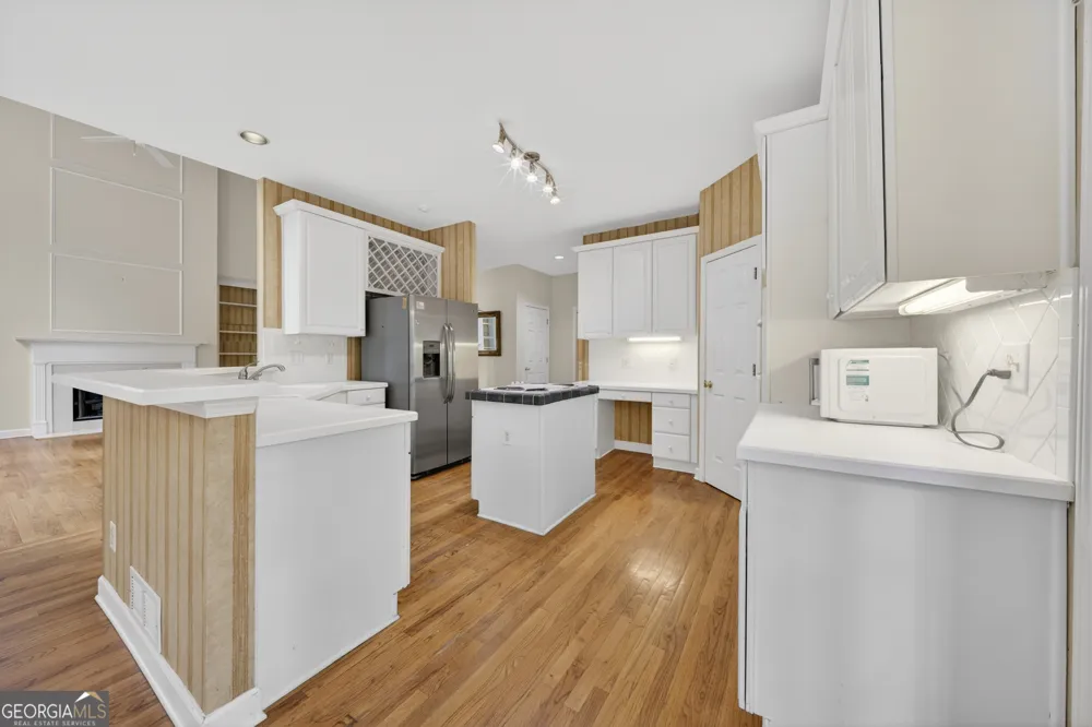 1995 Woods River LN Duluth, GA 30097