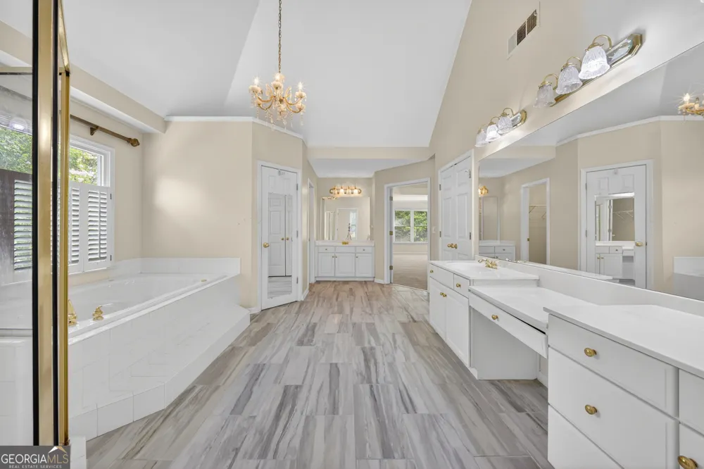 1995 Woods River LN Duluth, GA 30097