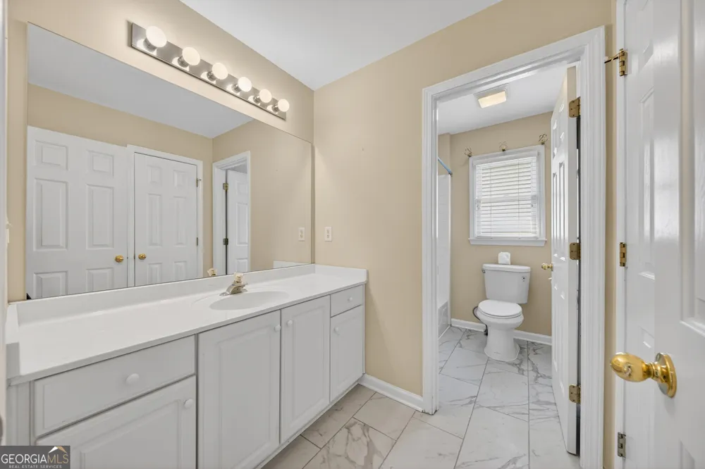 1995 Woods River LN Duluth, GA 30097