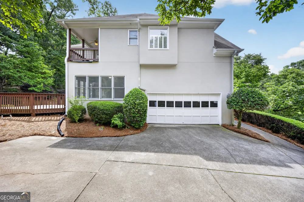 1995 Woods River LN Duluth, GA 30097