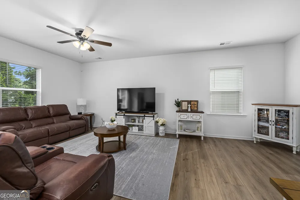 672 Groover ST Ball Ground, GA 30107