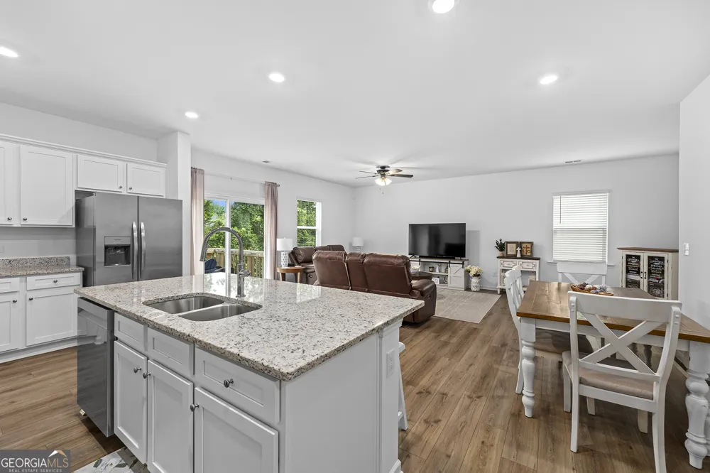 672 Groover ST Ball Ground, GA 30107